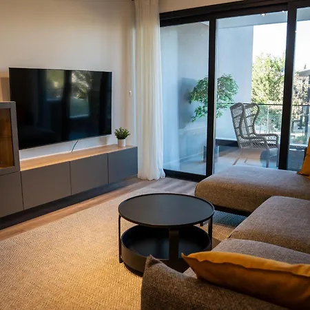 Luxe One