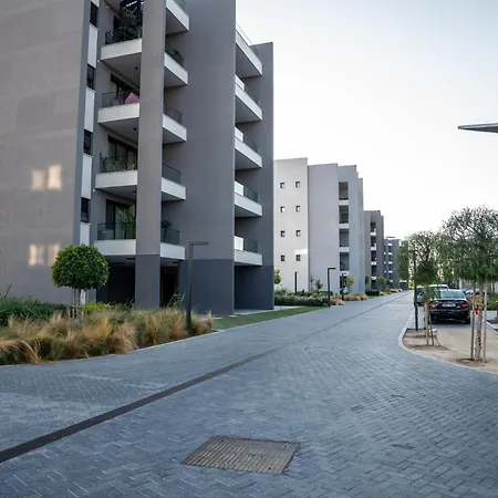 Luxe One Aglantzia