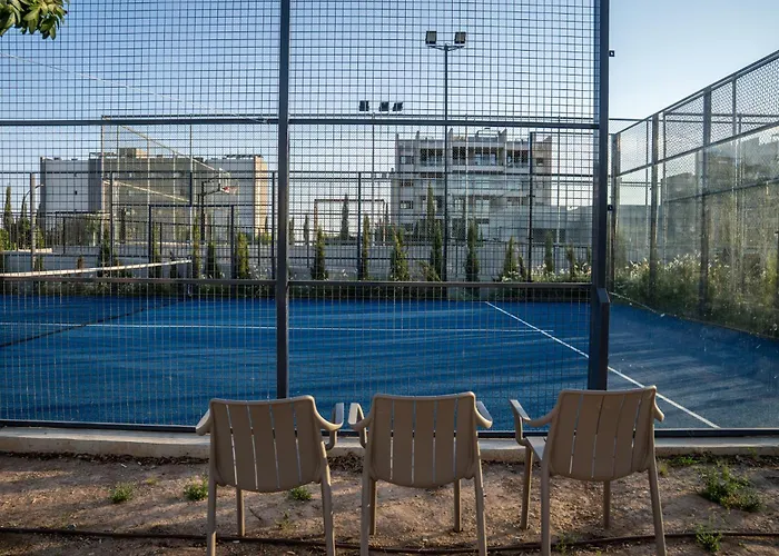 アパート Luxe One Aglantzia